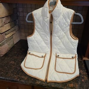 Size small cream Takara vest